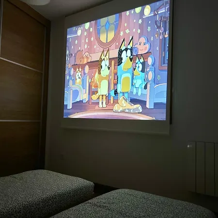 Ensenanza - Barco A Vigo Gratis - Kid Friendly * カンガス・デ・モラソ